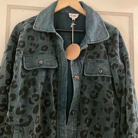 NWT Vici for Bibi leopard spot oversized corduroy style shacket jacket - Picture 3 of 8